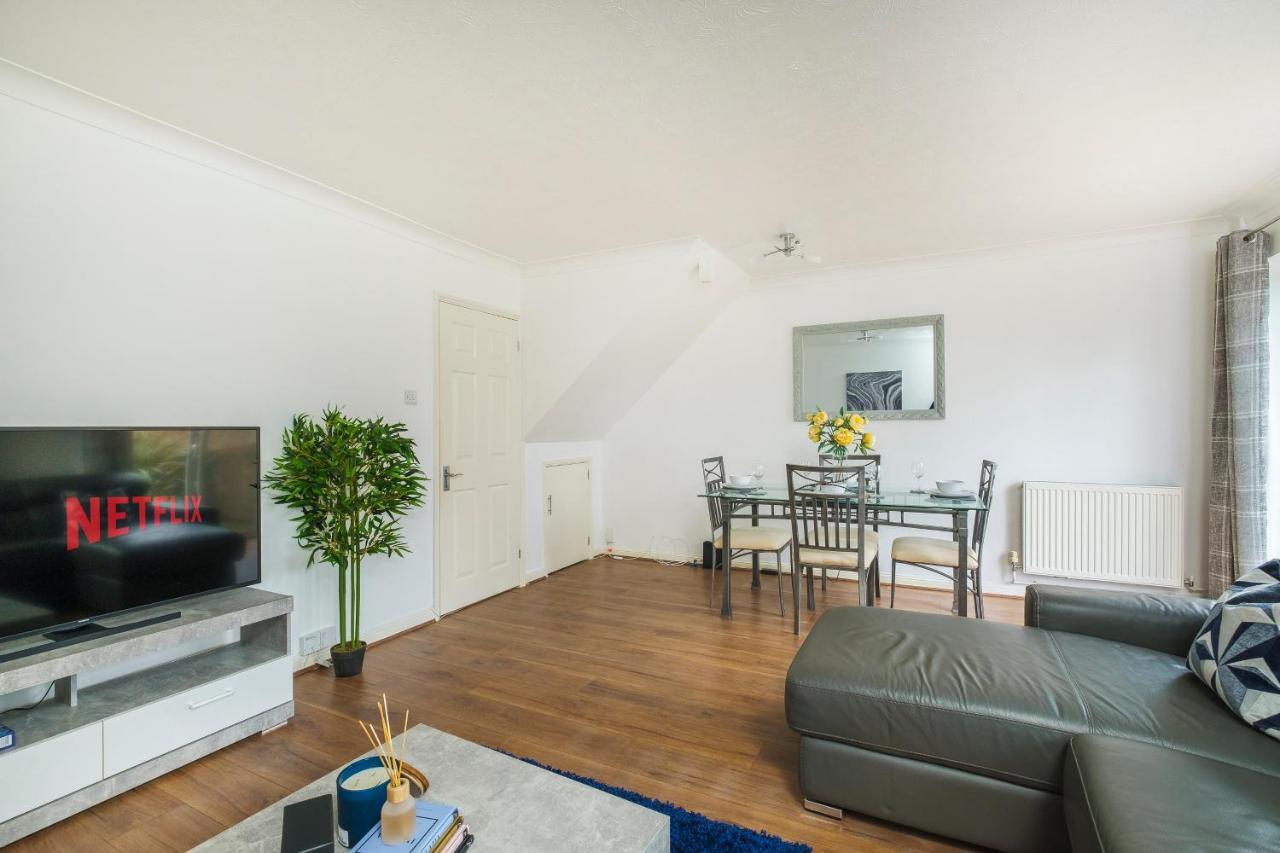 Beautiful 3 Bed House With Amazing Views In Dartford, Kent Leilighet Eksteriør bilde