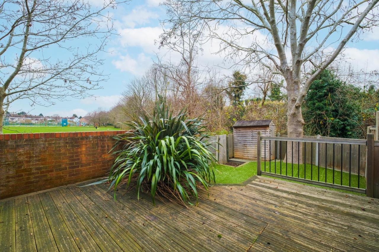Beautiful 3 Bed House With Amazing Views In Dartford, Kent Leilighet Eksteriør bilde