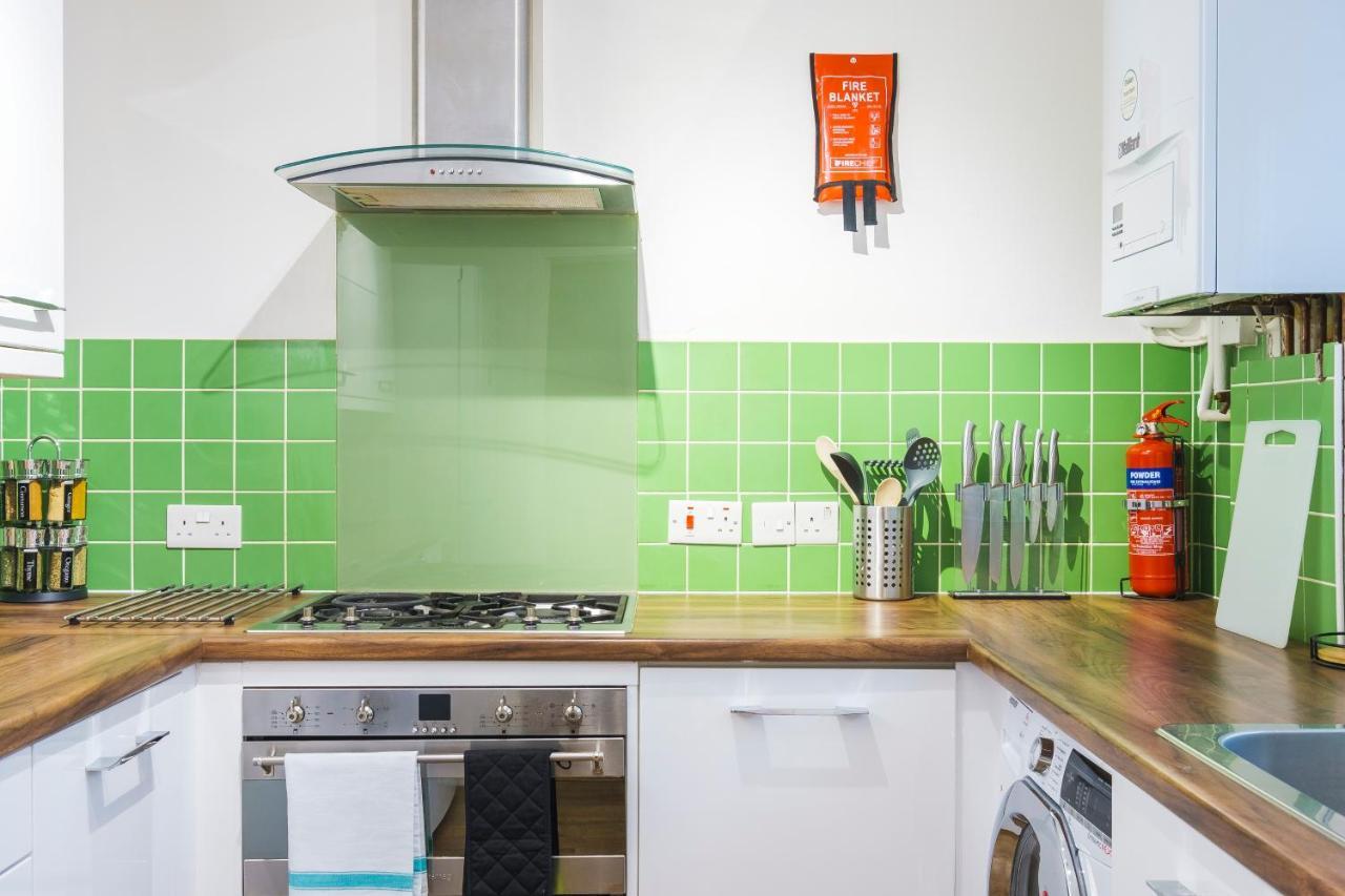 Beautiful 3 Bed House With Amazing Views In Dartford, Kent Leilighet Eksteriør bilde